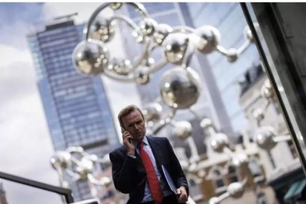 EE.UU. estudiará posibles efectos de la radiación de celulares