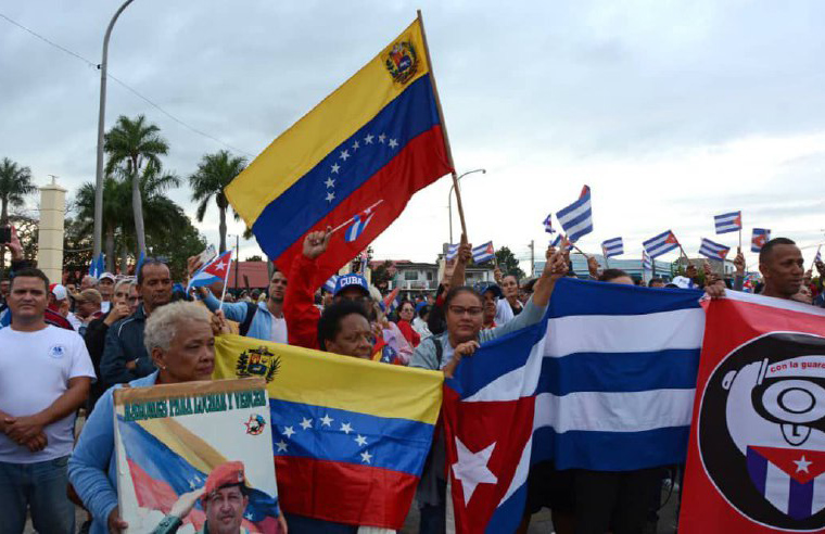 Camagüeyanos alzan sus voces a favor de la paz en Venezuela