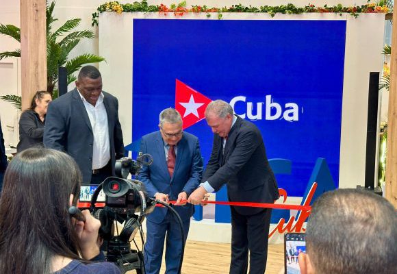 Cuba inauguró su stand en FITUR 2026 con apuesta por la autenticidad y la cultura