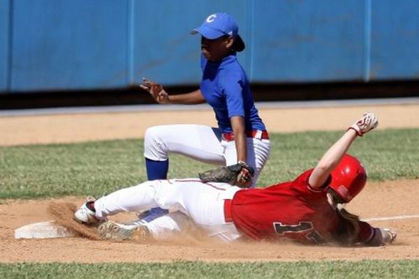 Alista Camagüey Torneo Nacional Femenino de Béisbol