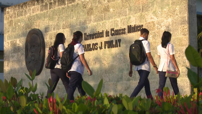 Aplican con éxito programas científicos y técnicos en universidad médica de Camagüey