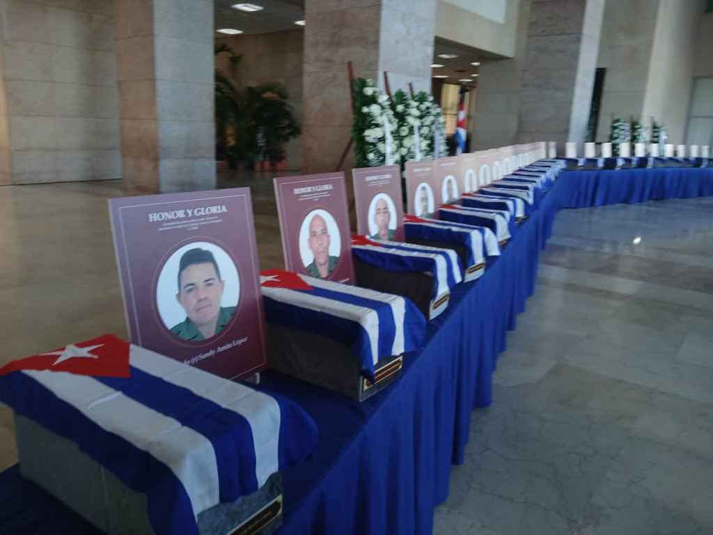 Homenaje nacional a combatientes cubanos víctimas de ataque de EE.UU. (+ Fotos)