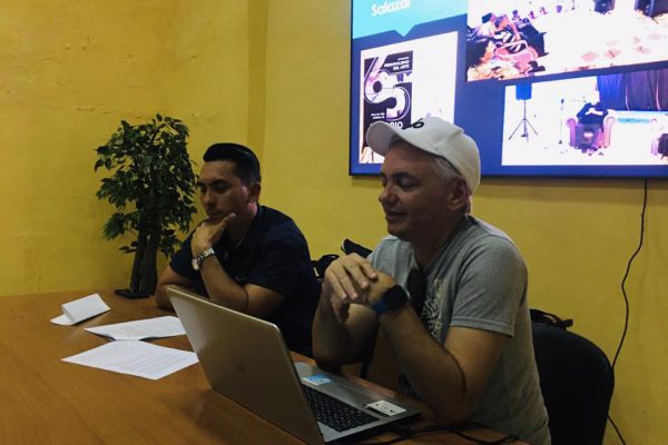 Buscan alternativas para comercialización de las artes plásticas camagüeyanas