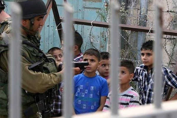 Denuncian torturas contra niños palestinos presos en Israel