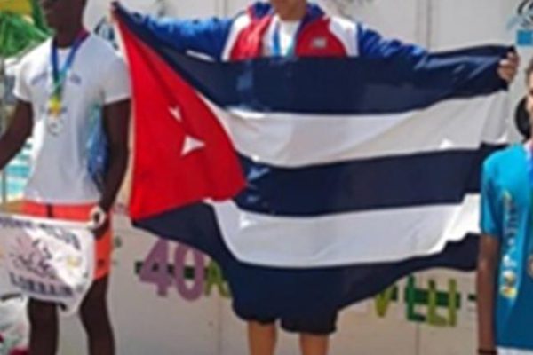Cuba cosecha 12 medallas en lid de natación en Martinica