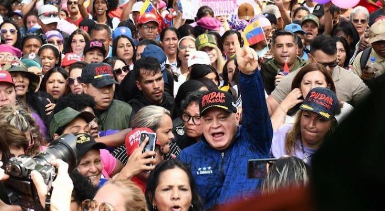Marcha de mujeres en Venezuela exige libertad de Maduro y Cilia Flores