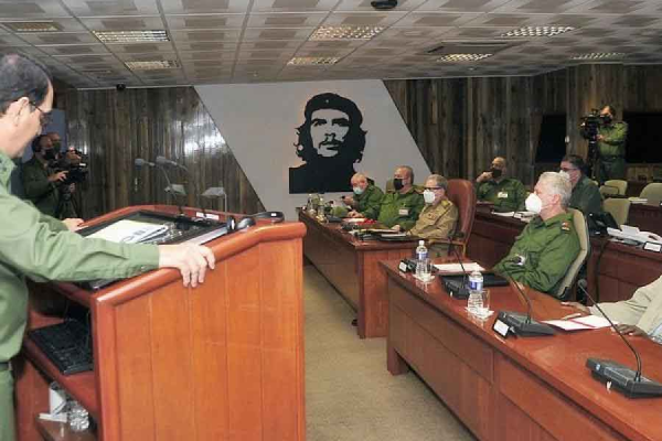 Consejo de Defensa Nacional efectúa sesión de trabajo