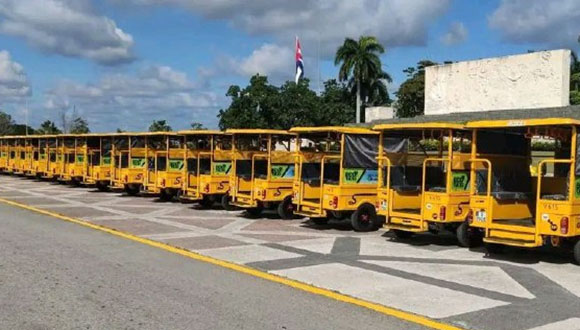 Santa Clara incorpora 20 triciclos eléctricos como alternativa de transporte público