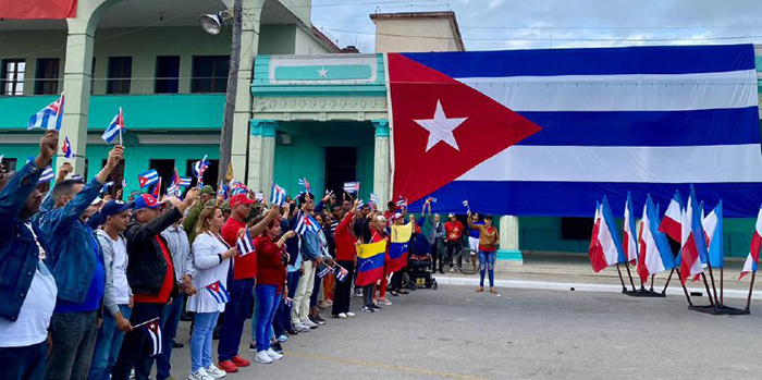 Condenó pueblo camagüeyano ataque de Estados Unidos a Venezuela (+ Fotos)