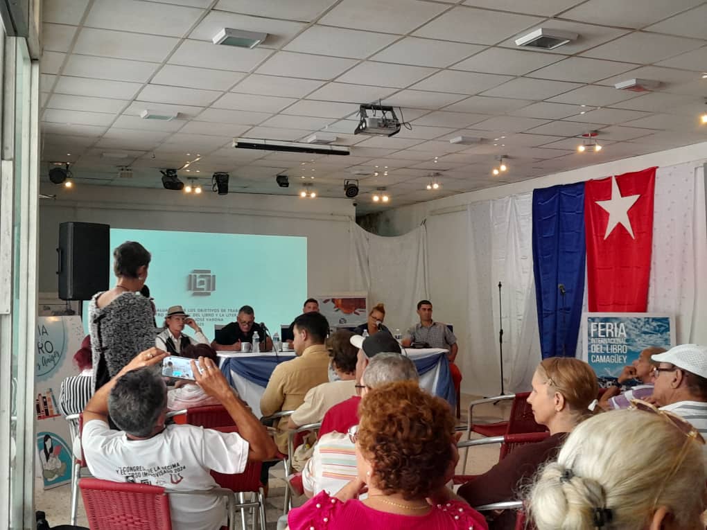 Evalúan quehacer del Centro del Libro y la Literatura de Camagüey