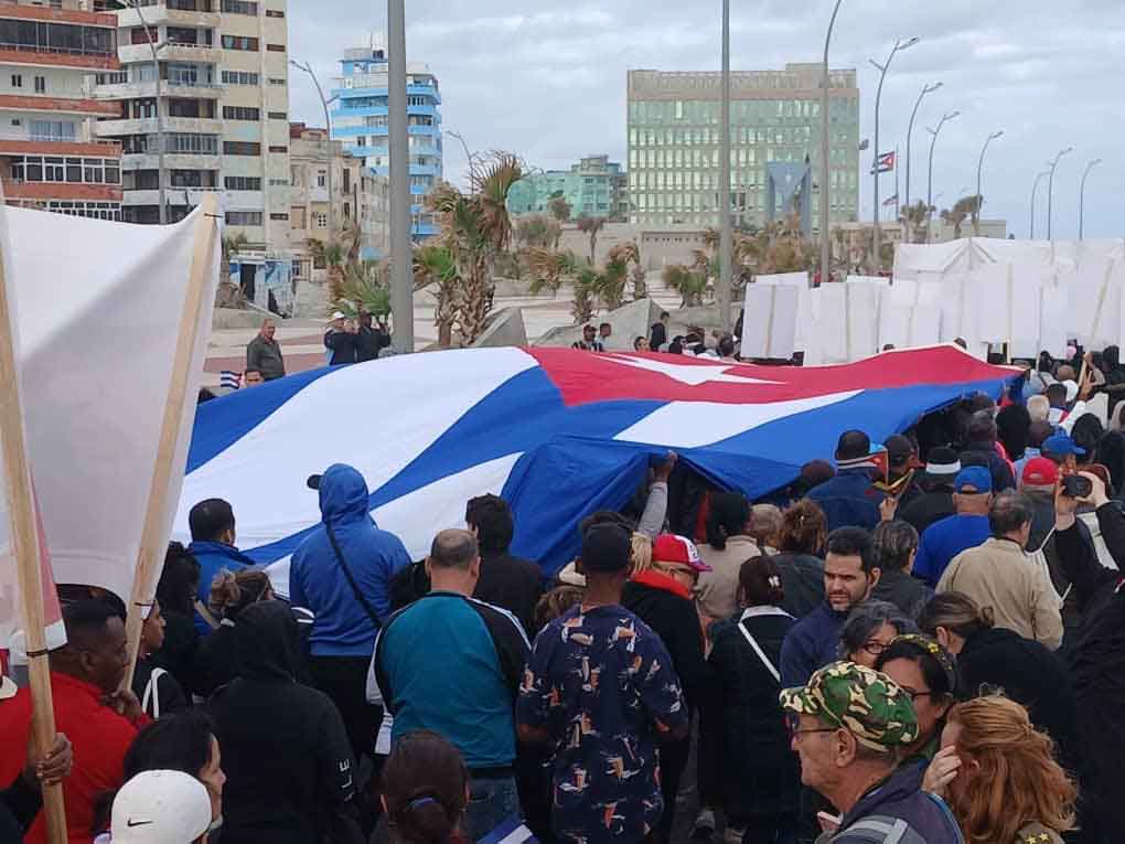 Multitudinaria despedida en Cuba a combatientes caídos en Venezuela (+ Fotos)