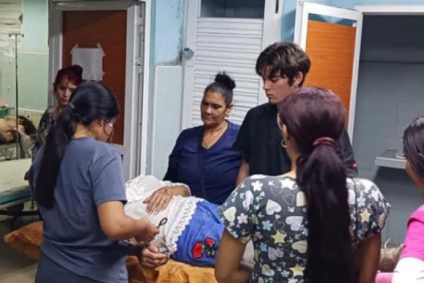 Ocho personas permanecen reportadas de cuidados tras accidente vial en Camagüey