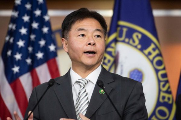 Congresista Ted Lieu insta al Pentágono a desobedecer cualquier orden ilegal de Trump contra Groenlandia
