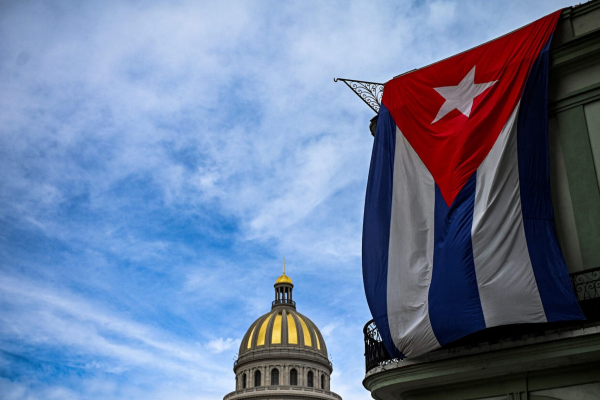 Presidente de Parlamento cubano condena medida de EE.UU.