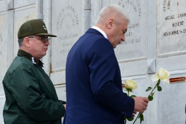 Rinde honores ministro ruso a cubanos caídos en Venezuela
