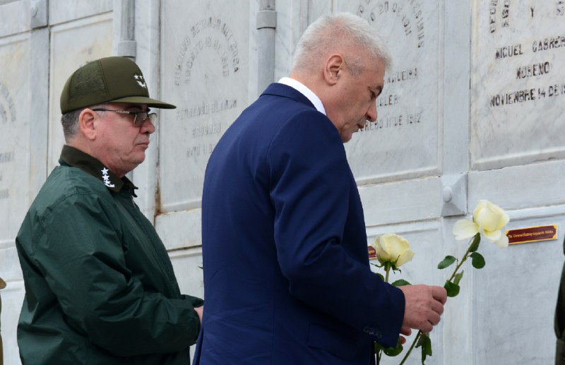Rinde honores ministro ruso a cubanos caídos en Venezuela