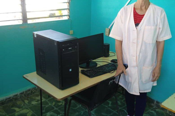 Marianela Labrada impulsa educación infantil creativa y comprometida en Minas