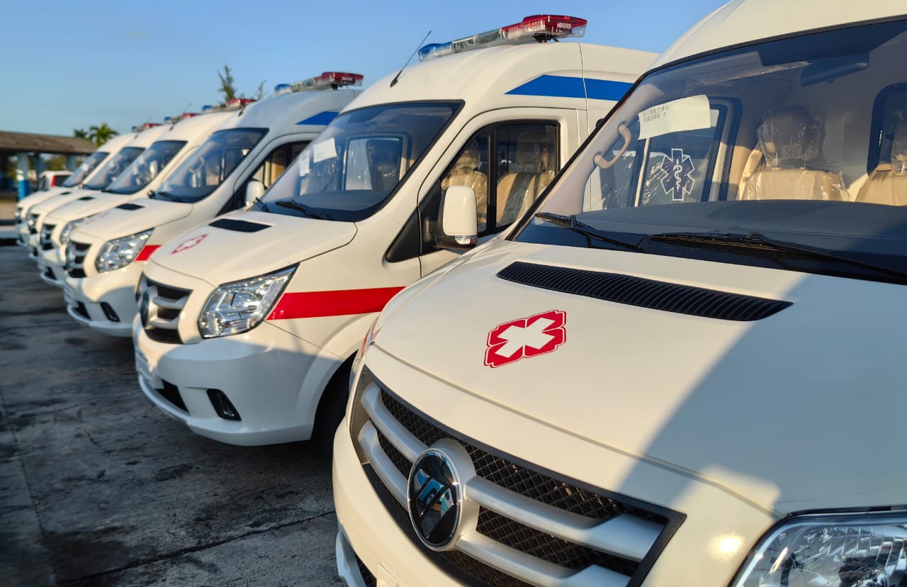 Incorporarán 50 ambulancias al sistema de salud cubano