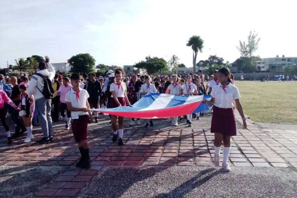 Los hijos de Agramonte están firmes con las ideas de Fidel y Chávez