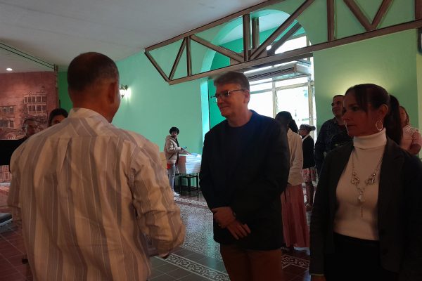 Entregan en Camagüey distinciones 512 Aniversario