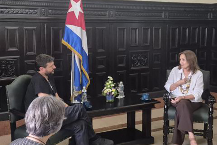 Recibió vicepresidenta Mari Machado a diputado argentino Juan Grabois