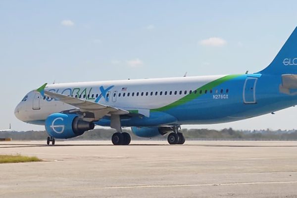 Retornan a 116 migrantes irregulares desde Estados Unidos