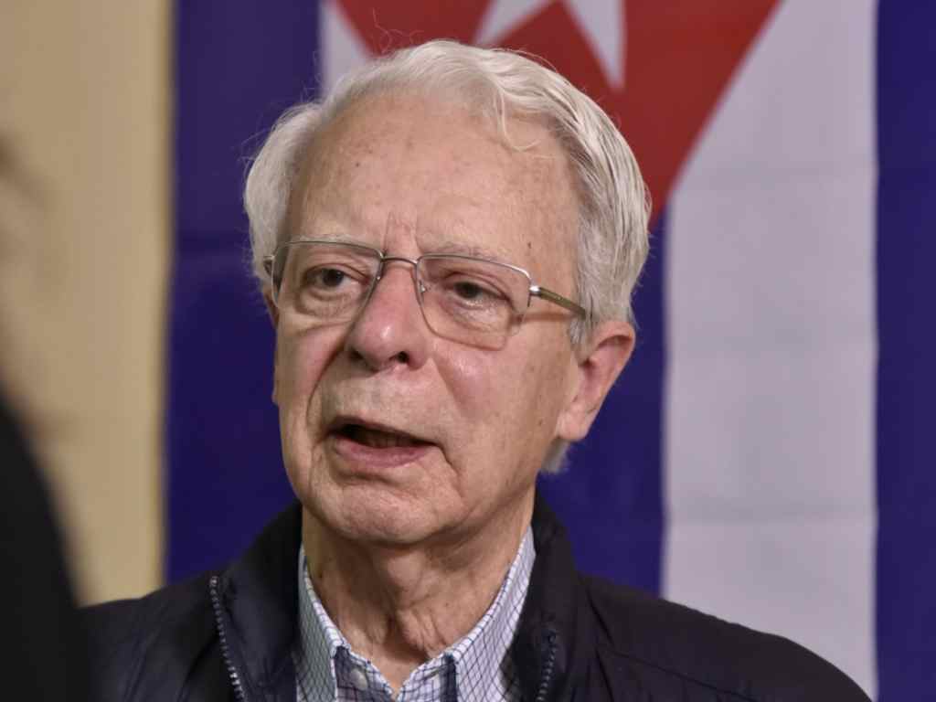 Frei Betto: Estados Unidos jamás logrará apagar la Revolución cubana