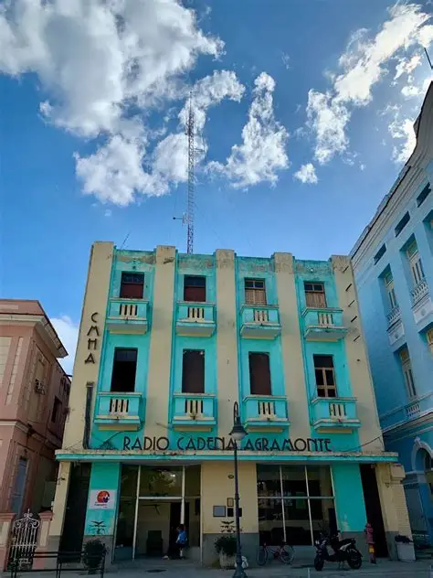 Meridiano de Radio Cadena Agramonte: un puente hacia la comunidad