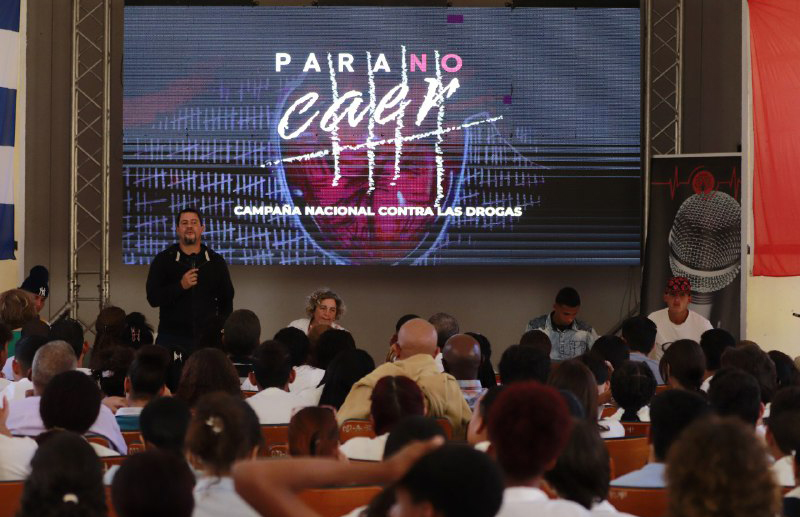 Para no caer, campaña que apuesta por la vida (+ Fotos)