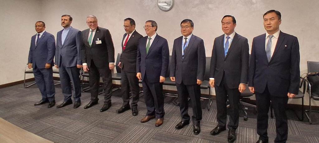 Canciller califica de criminal el bloqueo de combustible a Cuba