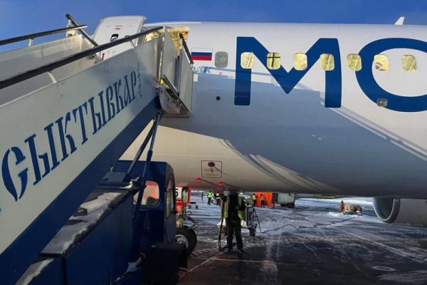 Avión ruso de pasajeros logra certificación para volar en latitudes extremas