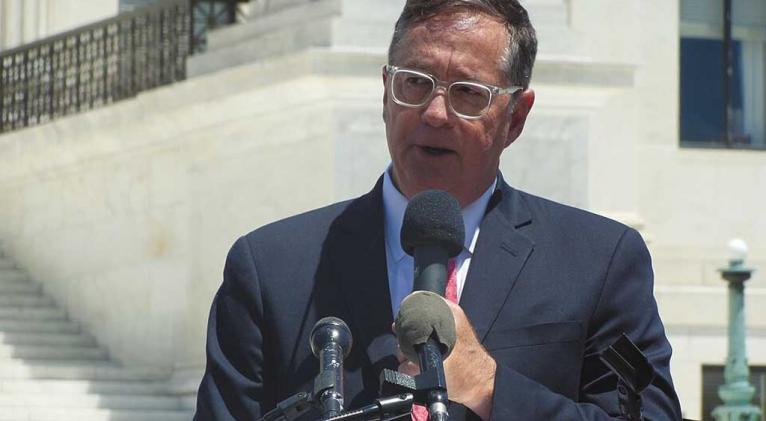 Más voces en EEUU condenan medida de asfixia de Trump contra Cuba