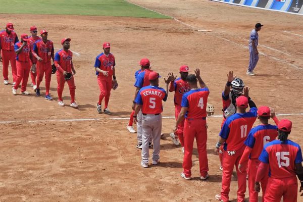 Cuba debuta con triunfo en el Panamericano de Sóftbol