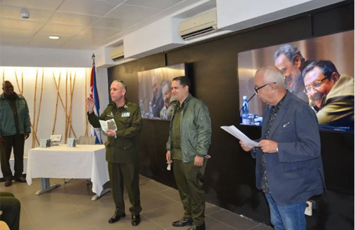 Premian Concurso de Literatura Aniversario del Triunfo de la Revolución