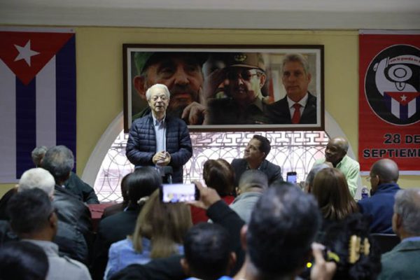 Invita Frei Betto a reforzar trabajo en las comunidades