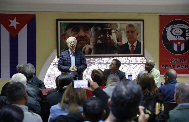 Invita Frei Betto a reforzar trabajo en las comunidades