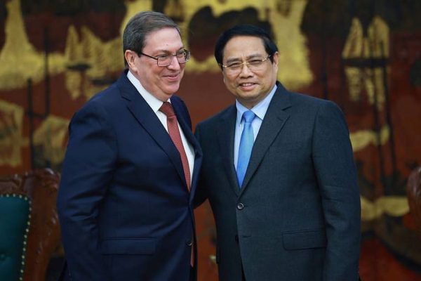 Reafirma To Lam solidaridad, apoyo y acompañamiento a pueblo cubano