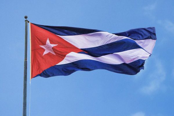 Inconcebible que Estados Unidos se sienta amenazado por Cuba