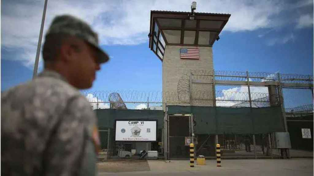 Denuncian ilegalidad de base estadounidense en Guantánamo, Cuba