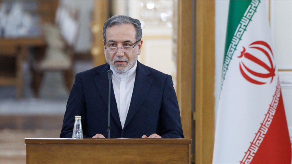 Irán alerta de bombas sin detonar en instalaciones nucleares atacadas