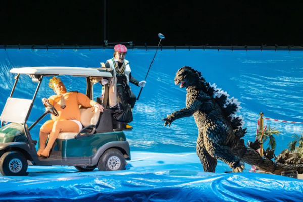 Una farsa inspirada en Trump, el regreso a escena de Jelinek y Neuwirth tras dos décadas