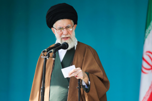 Líder supremo de Irán: EE.UU. debe saber que si inicia una guerra, será regional