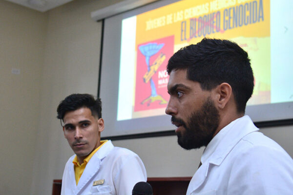 Jóvenes médicos denuncian impacto criminal del bloqueo