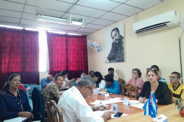 Acoge Radio Cadena Agramonte taller para directivos de las emisoras camagüeyanas