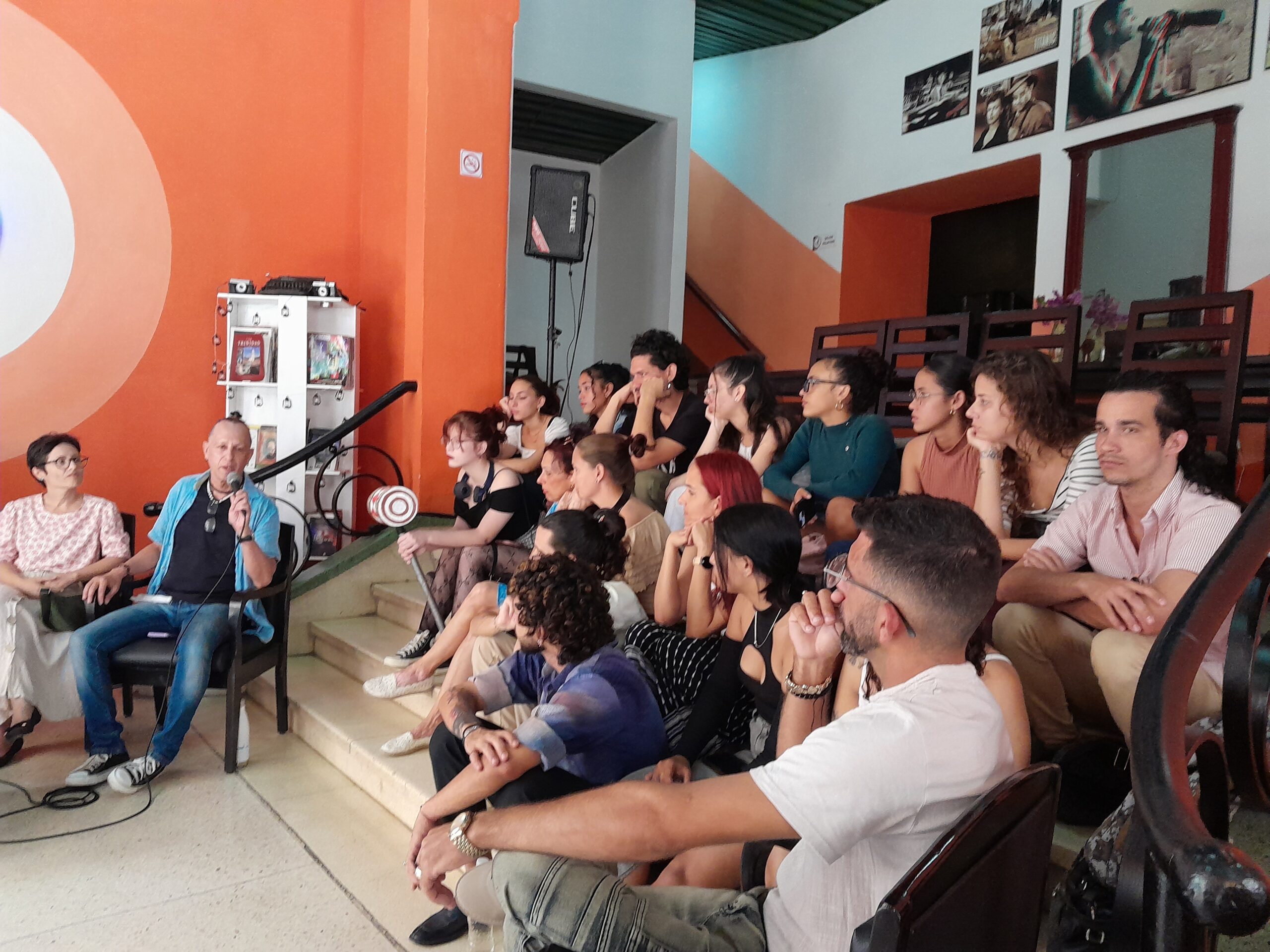 Reflexionan sobre el arte y la memoria cultural en el Día Mundial del Teatro