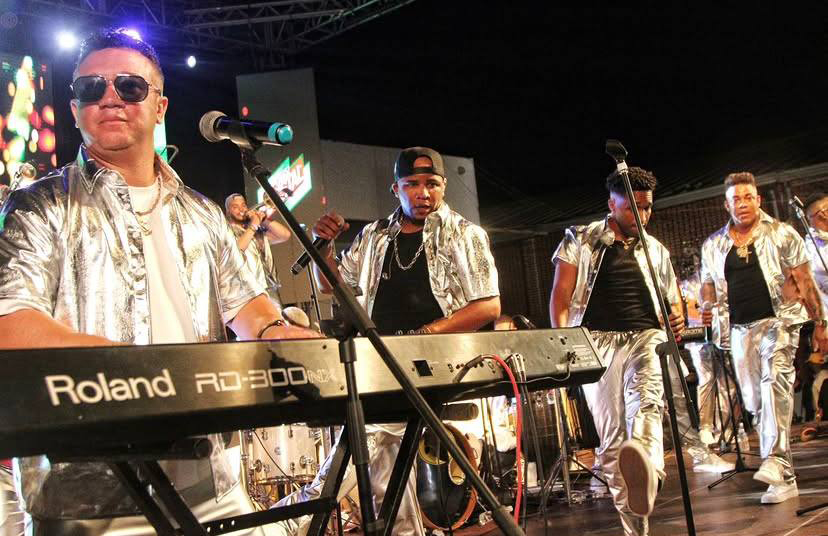 Al ritmo de buena música, finalizó X Festival de la Salsa en Cuba