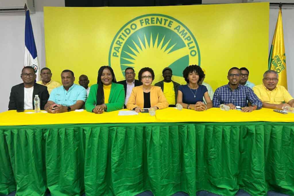 Frente Amplio de Dominicana rechaza campañas contra médicos cubanos
