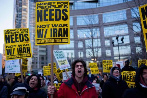 Mayoría en Estados Unidos se opone a guerra de Trump contra Irán