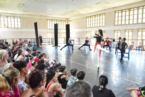 Concurso Fernando Alonso premia danza joven en Cuba