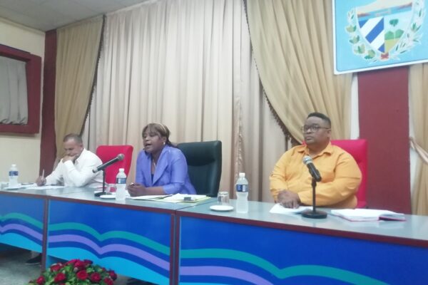 Debaten delegados camagüeyanos temas de interés económico y social